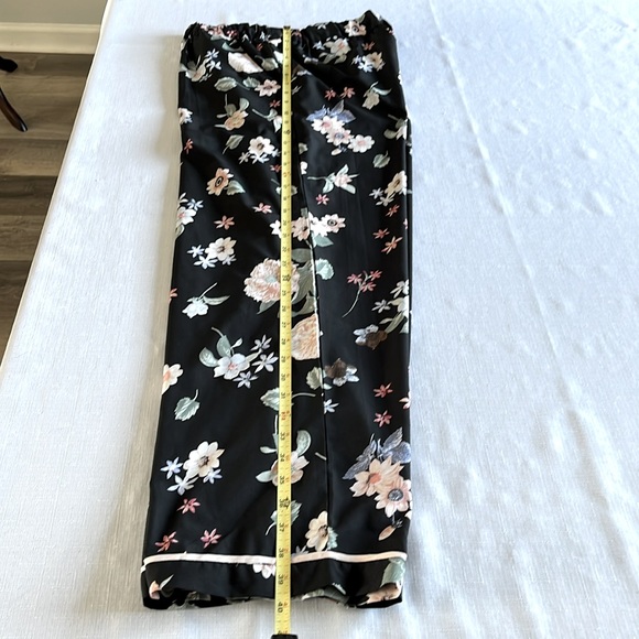 Japna Lounge Pajama Set Size M - Picture 11 of 14